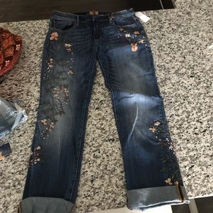 New embroidered jeans